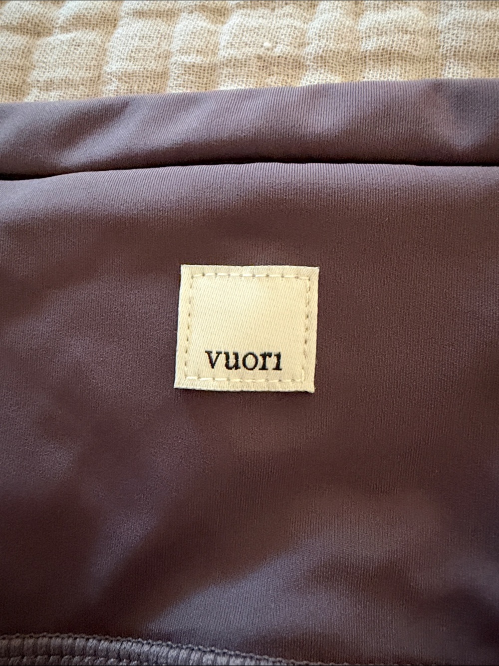 Vuori Plum High-Rise Performance Leggings